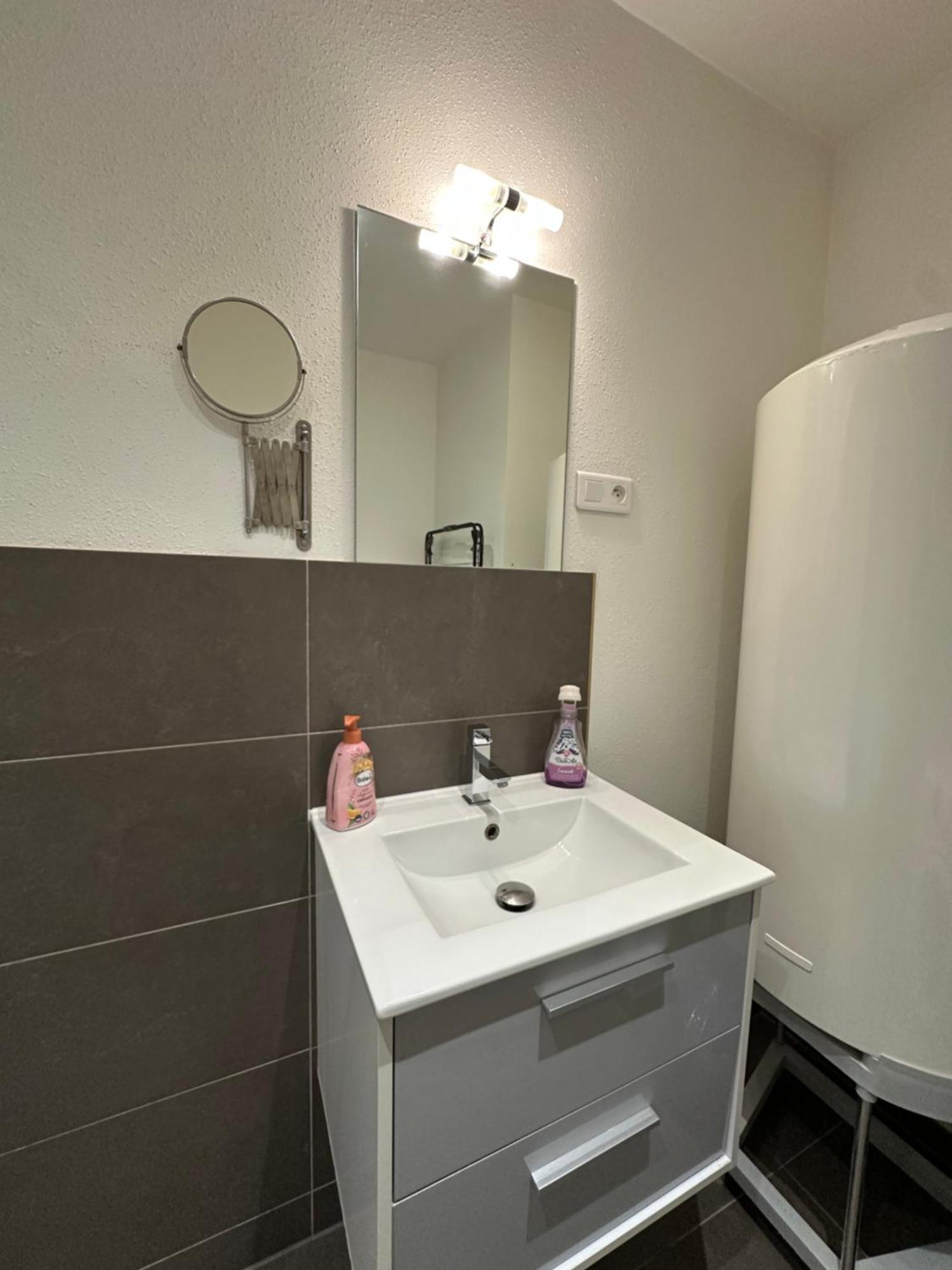 # Le 3 # Joli Appartement T3 Mulhouse Centre, Neuf, Calme Et Tout Equipe מראה חיצוני תמונה